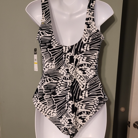 Emily B. Black white swim NWT - Picture 4 of 11